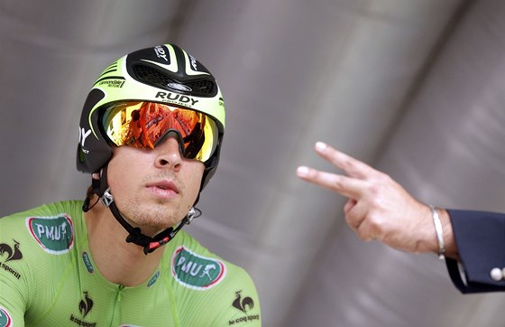 SOUSTEDNÍ. Peter Sagan ze Slovenska na startu asovky na Tour de France.