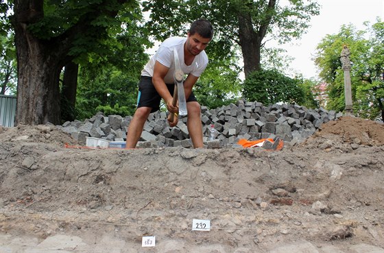 Archeologové dokončili výzkum v centru Nového Města na Moravě. Nálezy...
