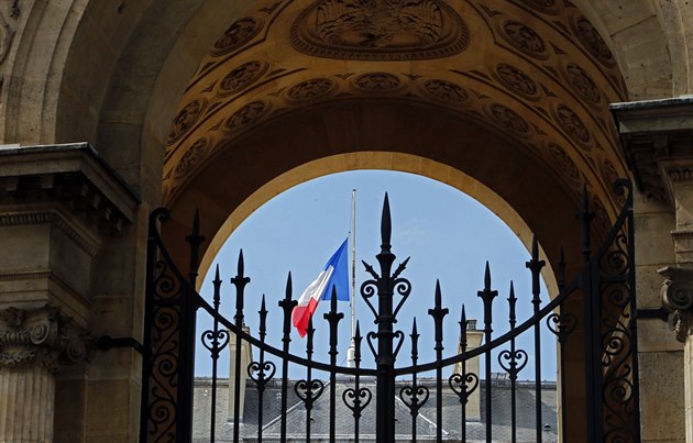Francie omezí víza Arabům z Alžírska, Maroka a Tuniska. Nedaří se je pak vyhošťovat