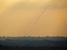 Stopa rakety odpálené z Pásma Gazy (28. ervence 2014)