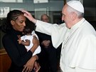 Súdánka odsouzená k trestu smrti je v Itálii, setkala se s papeem (24....