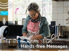 Při vaření může Jibo plnit úlohu hands-free a číst vám zprávy nebo zvedat...