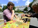Na pti místech v centru Prahy se na zaátku srpna objeví achové stolky s...