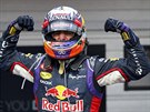 VÍTZ. Daniel Ricciardo slaví vítzství ve Velké cen Maarska.