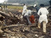 349 obt. Zpadn od indickho Dill se 12. listopadu 1996 ve vzduchu srazily...