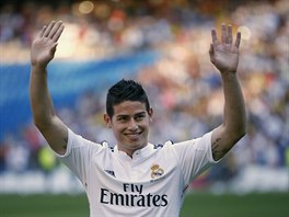 James Rodrguez se pedstavuje fanoukm Realu Madrid.
