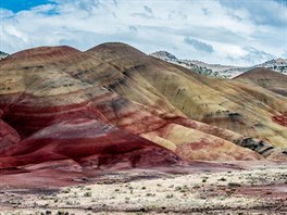 Painted Hills jsou neobyejn fotogenickou lokalitou, píe cestovatel Martin...