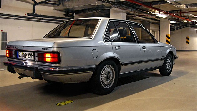 Opel Commodore 2,5 E