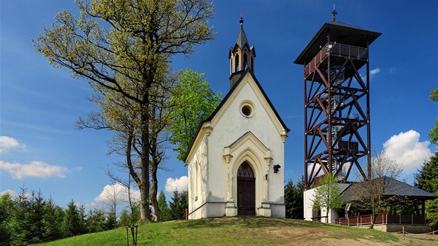 Nov rozhledna sv. Markty se ty na Klatovsku u obce Dlaov.