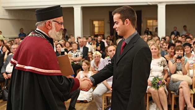 Promoce student� Vysoké �koly polytechnické v Jihlav�.