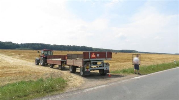 Pi nehod motocyklu u Lovic se zranil idi a spolujezdkyn.