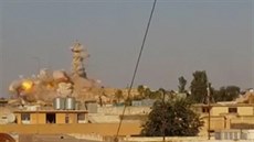 Islamisté zniili výbuninou svatyni v iráckém Mosulu. (28. ervence 2014)