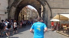 V Praze �íhá na b�ce pivní nebezpe�í skoro na ka�dém kroku