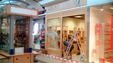 V Hypernov� v Karviné bylo v noci vykradeno zlatnictví.