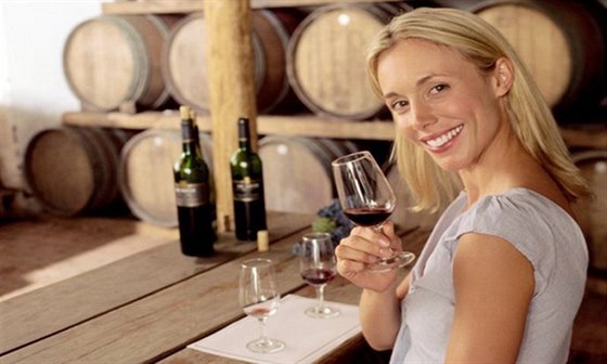 Otevené vinné sklepy ej nabídnou 200 vzork vín z 24 tamních vinaství.