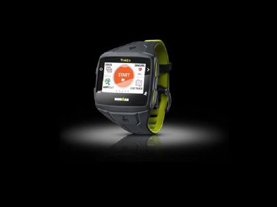 Nové hodinky Timex One Ironman GPS+ jsou připojené i přes chytrého telefonu