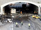 Tragická nehoda u Cholupického tunelu ve tvrtek 7. srpna zastavila provoz na...