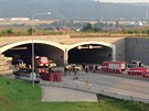 Nehoda u Cholupického tunelu ve tvrtek 7. srpna zastavila provoz na Praském...