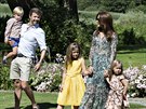 Dánský korunní princ Frederik, jeho manelka princezna Mary a  dti princ...