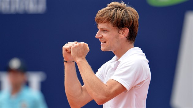 BELGICK IKULA.  David Goffin vyhrl turnaj v rakouskm Kitzbhelu a zavril svou vtznou srii na dvacet zpas.