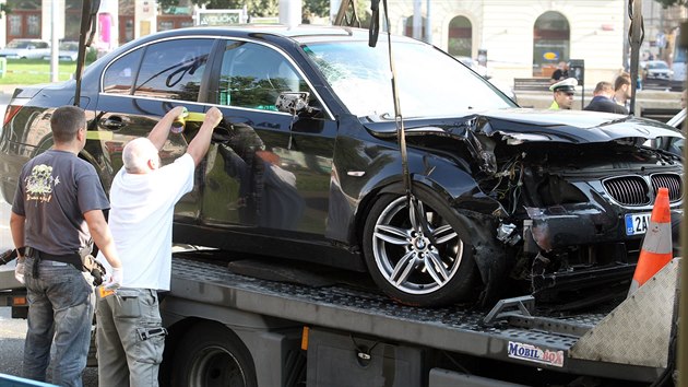 Policist zapeeuj automobil BMW, jeho idi v Praze usmrtil mladou enu. (5. srpna 2014)