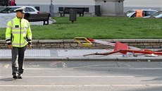 Místo tragické dopravní nehody na pra�ském nám�stí Kinských. (5. srpna 2014)