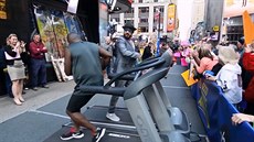 Tane�ník na b�eckém páse Marcus Dorsey (vlevo) zaujal i �lena Backstreet Boys...