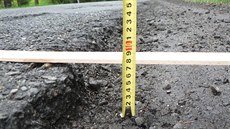Nejhor�í úsek silnice na Vyso�in� je z Jemnice ke hranicím kraje sm�rem na...