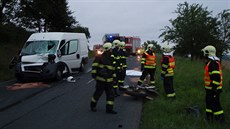 Pro� motocyklista p�ejel do protism�ru, policisté zatím vy�et�ují.
