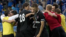 Fotbalisté Luhansku slaví vítězný gól proti Molde