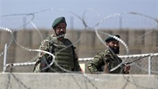 Afghántí vojáci ve výcvikovém stedisku Camp Qargha u Kábulu (Afghánistán 5....