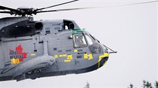 Princ William pilotoval vrtulník také na návtv Kanady (4. ervence 2011).