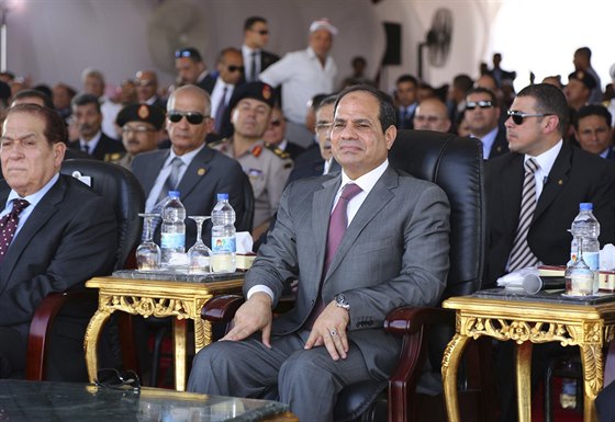 Prezident Sísí se úastní akce, kde byla oznámena výstavba druhého Suezského...
