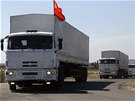 Prvn kamiony s ruskou humanitrn pomoc jedou k hraninmu pechodu Izvaryne