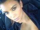 Sebestedná Kim Kardashianová je posedlá focením selfie fotek.