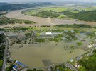 Letecký pohled na oblast kolem msta Anan na západ Japonska, které zaplavila...