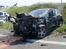 Nehoda dvou aut na kiovatce u Bezmrova na Kromísku v nedli 10. srpna 2014