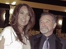 Robin Williams s manelkou Susan Schneiderovou na pedávání cen Comedy Awards...