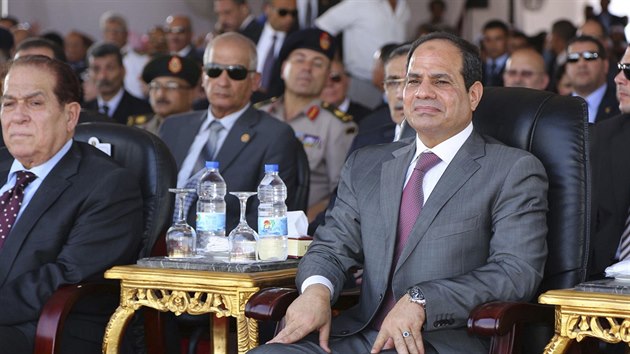 Prezident Ss se astn akce, kde byla oznmena vstavba druhho Suezskho prplavu (5. srpna 2014).