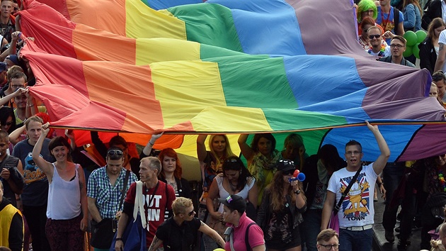 Pochod hrdosti homosexuál Prague Pride se konal 16. srpna v Praze.