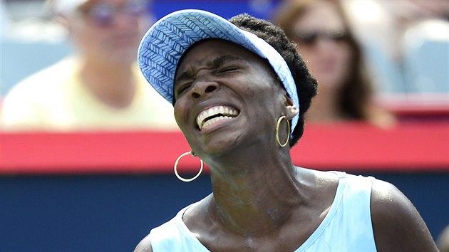 EMOCE. Americk tenistka Venus Williams prov finle turnaje v Montrealu velmi emotivn.