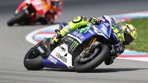 Valentino Rossi na trati Velk ceny Brna silninch motocykl ve td MotoGP