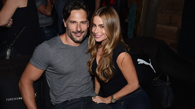 Joe Manganiello a Sofia Vergara (Los Angeles, 12. srpna 2014)