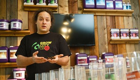 Majitel nejvtího praského growshopu Grow City Michal Otipka