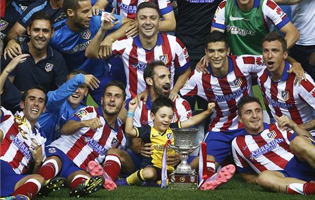 Atlético slaví, fotbalisté madridského klubu získali panlský Superpohár.  