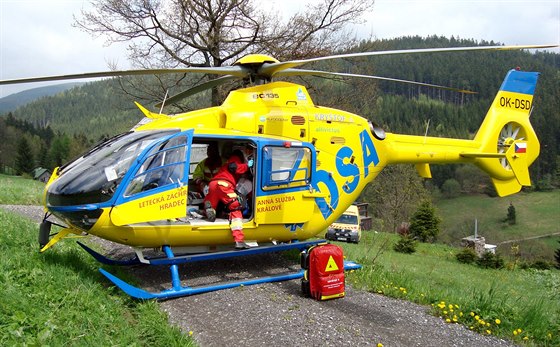 Zdravotnická záchranná služba Královéhradeckého kraje (ilustrační snímek)