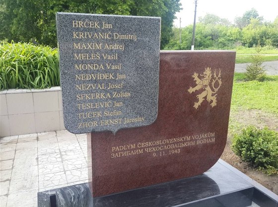 Ukrajinský podnikatel Vladimir Vladimirovič Borodenko zaplatil pomník padlých