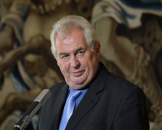 Prezident Milo� Zeman na brífinku po jednání s p�edstaviteli odborových svaz�...