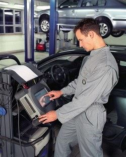 Máte vůz starší 6 let a chcete ušetřit servisní náklady?