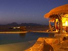 Rostock Ritz Desert Lodge v Namibii nabízí asi to nejvíce vzruující plavání na...